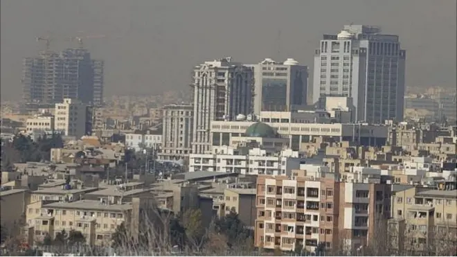 قیمت متوسط هر متر مربع خانه در منطقه یک تهران که بطور سنتی گرانترین خانه‌های پایتخت را در خود جای داده است در مهر ماه امسال نزدیک به ۶۰ میلیون تومان اعلام شده