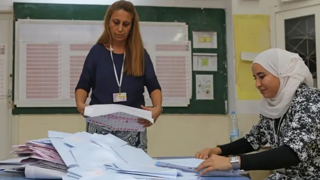 من المنتظر أن تعلن لجنة الانتخابات التونسية النتائج النهائية يوم الأربعاء