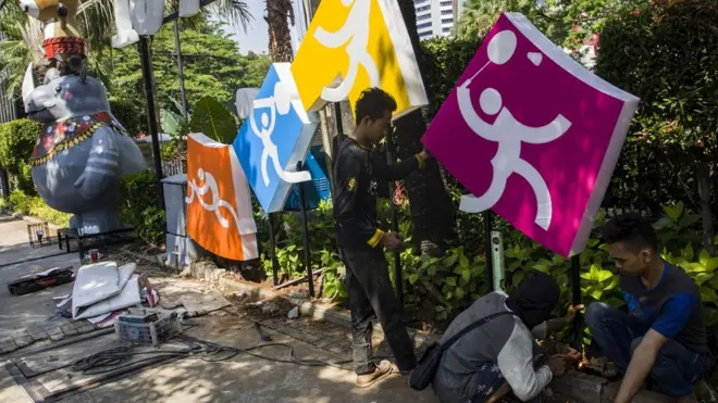 Antusiasme masyarakat atas Asian Games dianggap rendah. Presiden Jokowi menuntut INASGOC menggencarkan promosi.