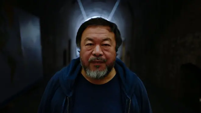 艾未未向香港匯豐銀行申請開戶遭拒絶