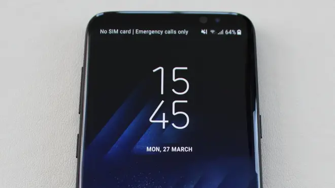 Всеобъемлющий дисплей - одна из самых ярких черт нового Galaxy S8