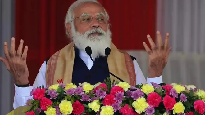 नरेंद्र मोदी