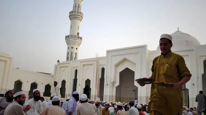 کوم هېواد کې روژه اوږده ده؟