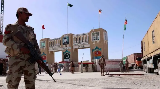 مرز پاکستان و افغانستان