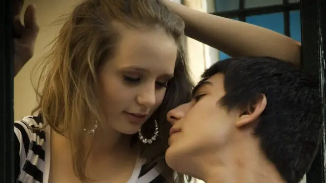 युवा जोड़ी