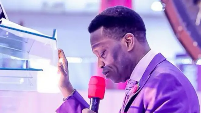 pastor Dare Adeboye for altar