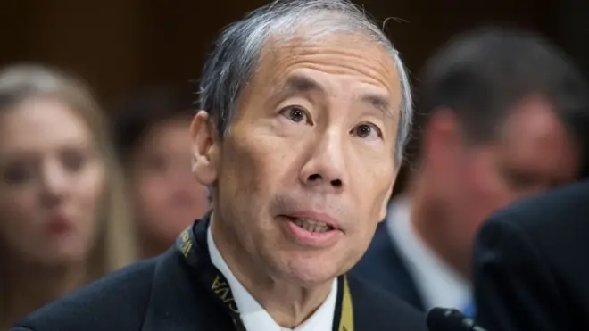 دونالد ياماموتو، الذي عينته الولايات المتحدة سفيراً لها لدى الصومال، وهو المنصب الذي بقي شاغراً منذ عام 1991