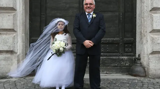 جزء من حملة لمنظمة العفو الدولية في إيطاليا للتصدي لظاهرة تزويج القاصرات - 2016