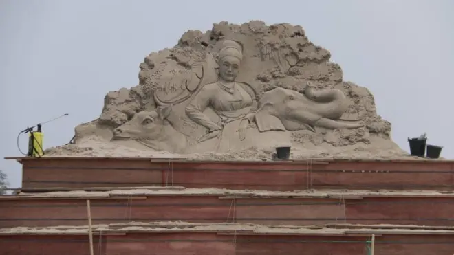 ချင်းတွင်းသင်္ကြန်မှာ မြင်တွေ့ရမယ့် သဲပန်းပု