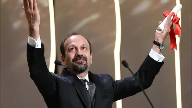 Asghar Farhadi, "The Salesman" filmi ile Cannes Film Festivali'nde en iyi senaryo ödülü almıştı.