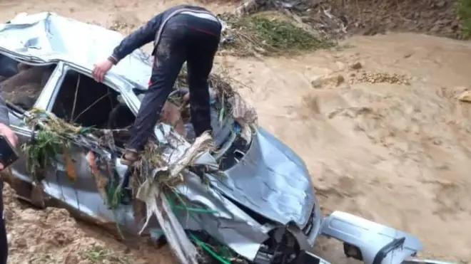 فيضانات الجزائر