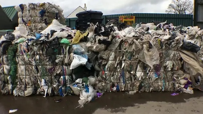 Пластиковые отходы