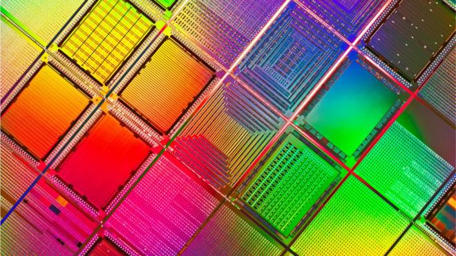 Los chips de silicio se miden en nanómetros e IBM dice que ha logrado el más pequeño de la historia.