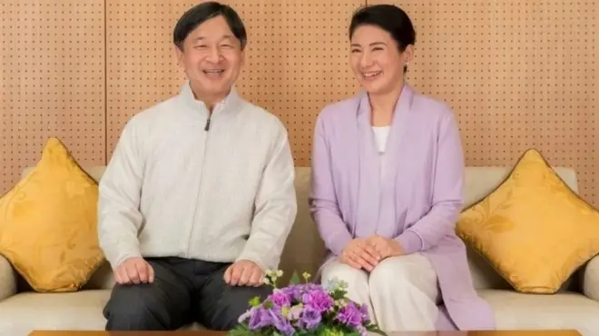 Putra Mahkota Naruhito, difoto bersama sang istri, Puteri Masako, akan segera menjadi kaisar Jepang yang baru