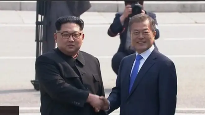 දේශ සීමාවේදී පිළිගනු ලැබුණ මොහොත