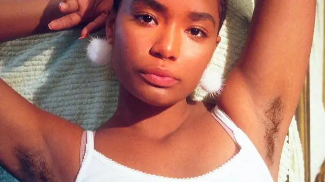 여성 면도기 광고에 제모하지 않은 모델이 등장한 것은 처음이다