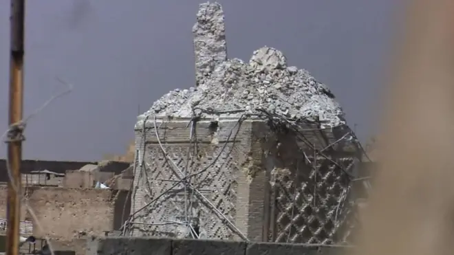 جامع النوري الذي فجره تنظيم الدولة