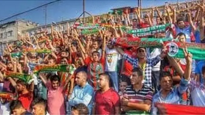 Amedspor taraftarları