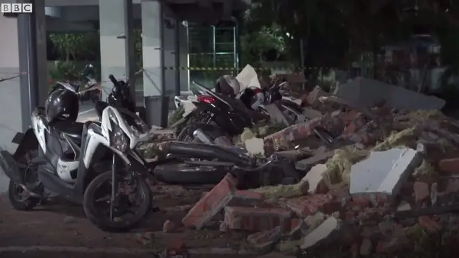 "Усе тряслося" - як виглядав землетрус в Індонезії