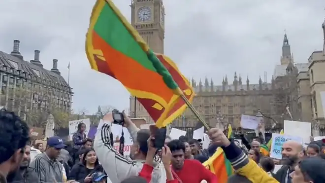 ලන්ඩන් නුවරටත් 'ගෝටා ගෝ ගමක්'