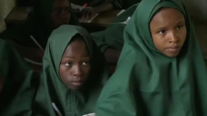 Au Nigéria, un homme s'est donné pour but de créer une école pour les enfants des combattants de cette secte musulmane.