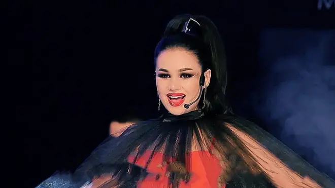 این برنامه هر دوشنبه از بیبیسی پخش میشود