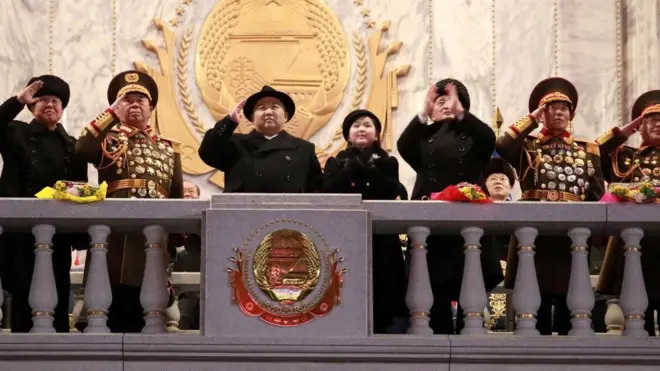 평양 김일성광장에서 열린 북한군 창건 기념 열병식