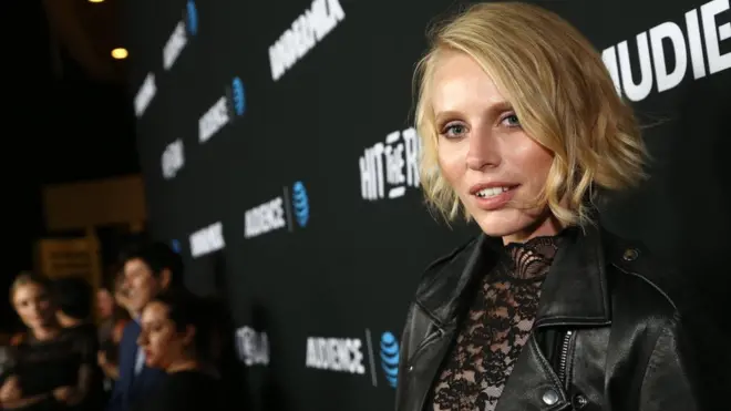 Lauren Wasser nunca asoció la fiebre alta que desarrolló de repente con el hecho de que llevaba puesto un tampón.