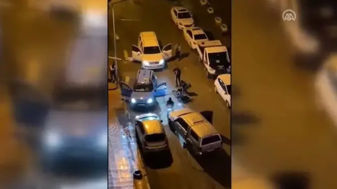 تصویری که خبرگزاری آناتولی از عملیات دستگیری منتشر کرد