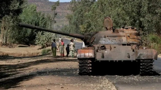 በትግራይ ጦርነት የወደመ ታንክ