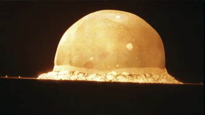 Илк ядровий қурол синови янги хавфли даврни бошлаб берди.