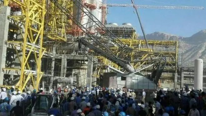 سقوط جرثقیل در پتروشیمی ایلام