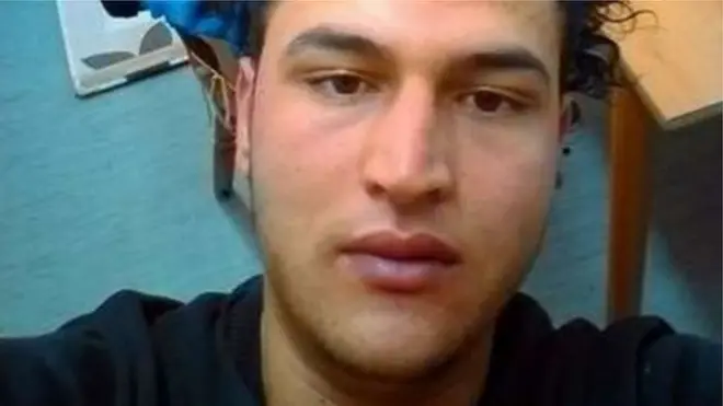 له لارۍ نه د تونسي اوسېدونکي د موقت اوسېدو اسناد موندل شوي