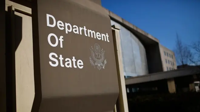 Сотрудники государственного департамента считают, что миграционный указ Трампа настроит иностранцев против граждан США