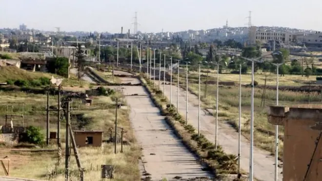 Мальчика, по сообщениям, захватили в плен во вторник в ходе боев к северу от Алеппо