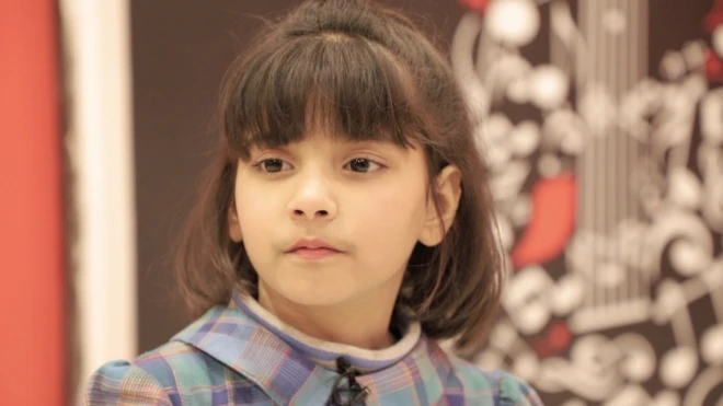 سیدہ ہادیہ ہاشمی گا رہی ہوں تو انھیں دیکھ کر لگتا ہے یہ اس کام کے سوا کوئی کام جانتی ہی نہیں