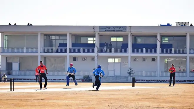 دا سیالۍ د خوسي په دوو لوبغالو( ملي او خصوصي) او د ننګرهار په غازي امان الله خان لوبغالي کې روانې دي.