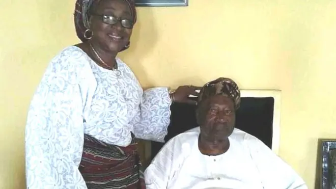 Soun ati Akọbi ọmọ rẹ obinrin