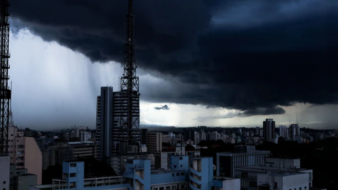 Fotopixbet downloadarquivo mostra São Paulo sob nuvens carregadas; próximos dias serãopixbet downloadchuva, frio e até nevepixbet downloadboa parte do país