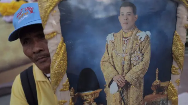 ในหลวง ร.10