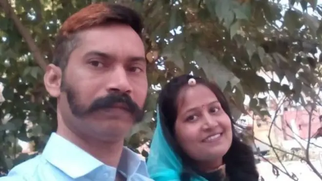 પત્ની પૂનમ સાથે રતનલાલ