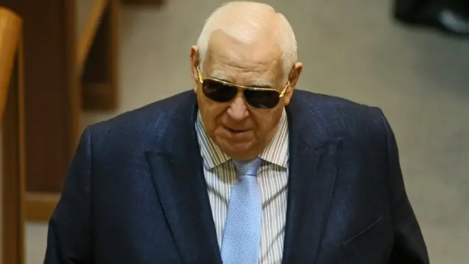 Юхим Звягільський після зняття недоторканості, а потім - скасування звинувачень неодноразово обирався депутатом Верховної Ради