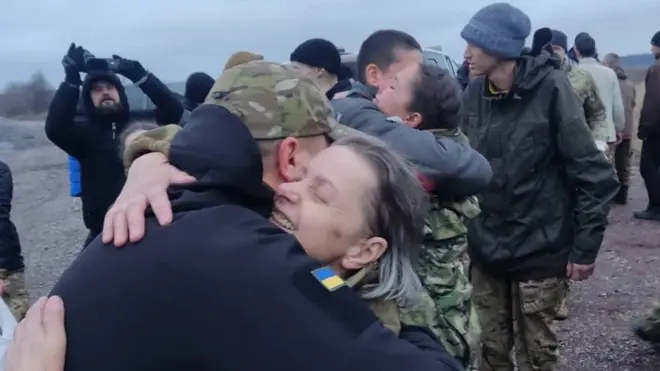 Звільнені з полону українські бійці