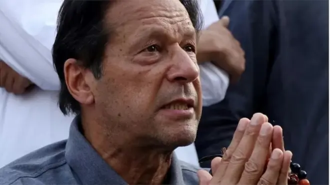 పాకిస్తాన్ మాజీ ప్రధాని ఇమ్రాన్ ఖాన్
