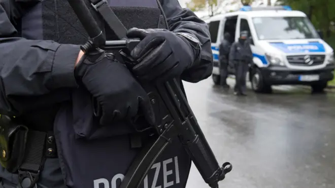 Полицейский