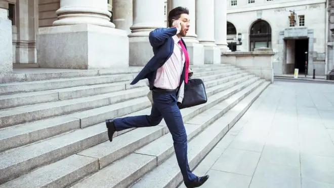 لماذا يأتي البعض إلى مواعيدهم متأخرين على الدوام؟