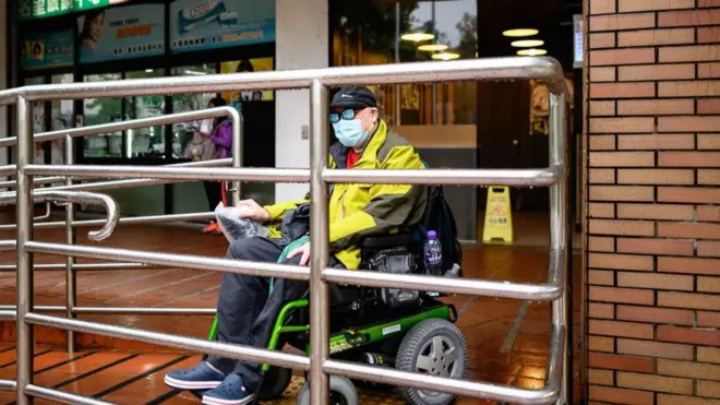 أصحاب الإعاقة أضافت إليهم الأزمة أعباء جديدة