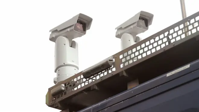 大倫敦警察廳停在東區街頭的人臉識別試驗車