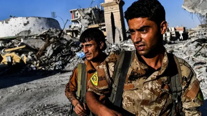 આઈએસ સામેની લડાઈમાં રક્કાનો મોટો હિસ્સો ધ્વસ્ત થઈ ગયો છે