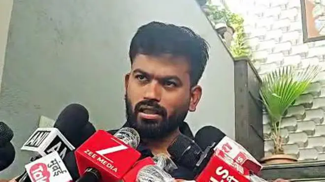 अभिजीत दीपके